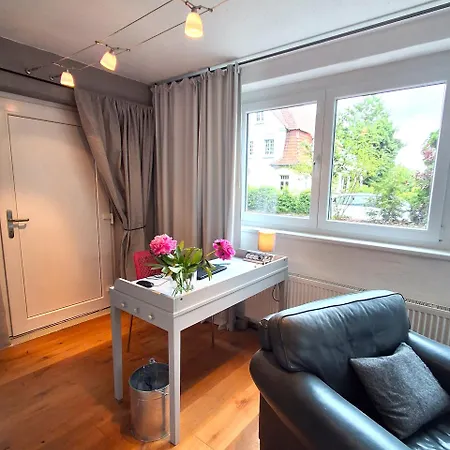 Rueckzugsort Am Rande Der Stadt Mit Kunst Poc - Proof Of Concept Apartment